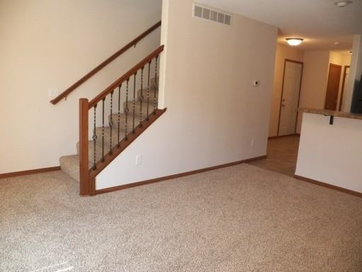 1863 Wrigley St - Photo 2 of 5