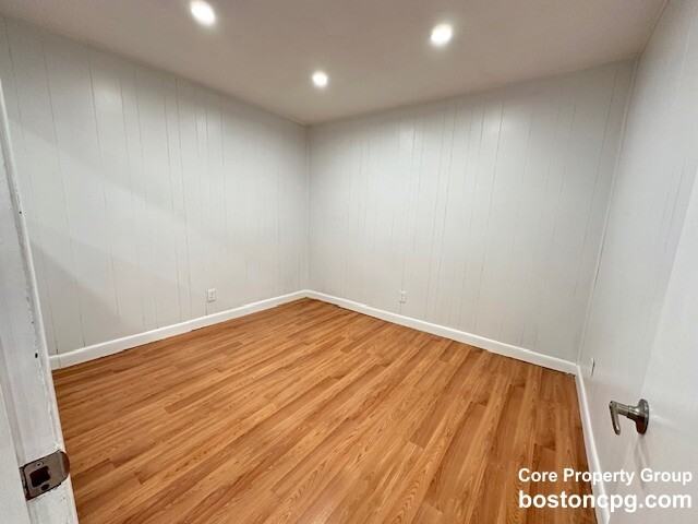 64 Prince St #1 - Photo 4 of 7