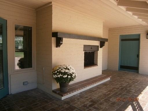 820 Loyola Dr - Photo 3 of 6