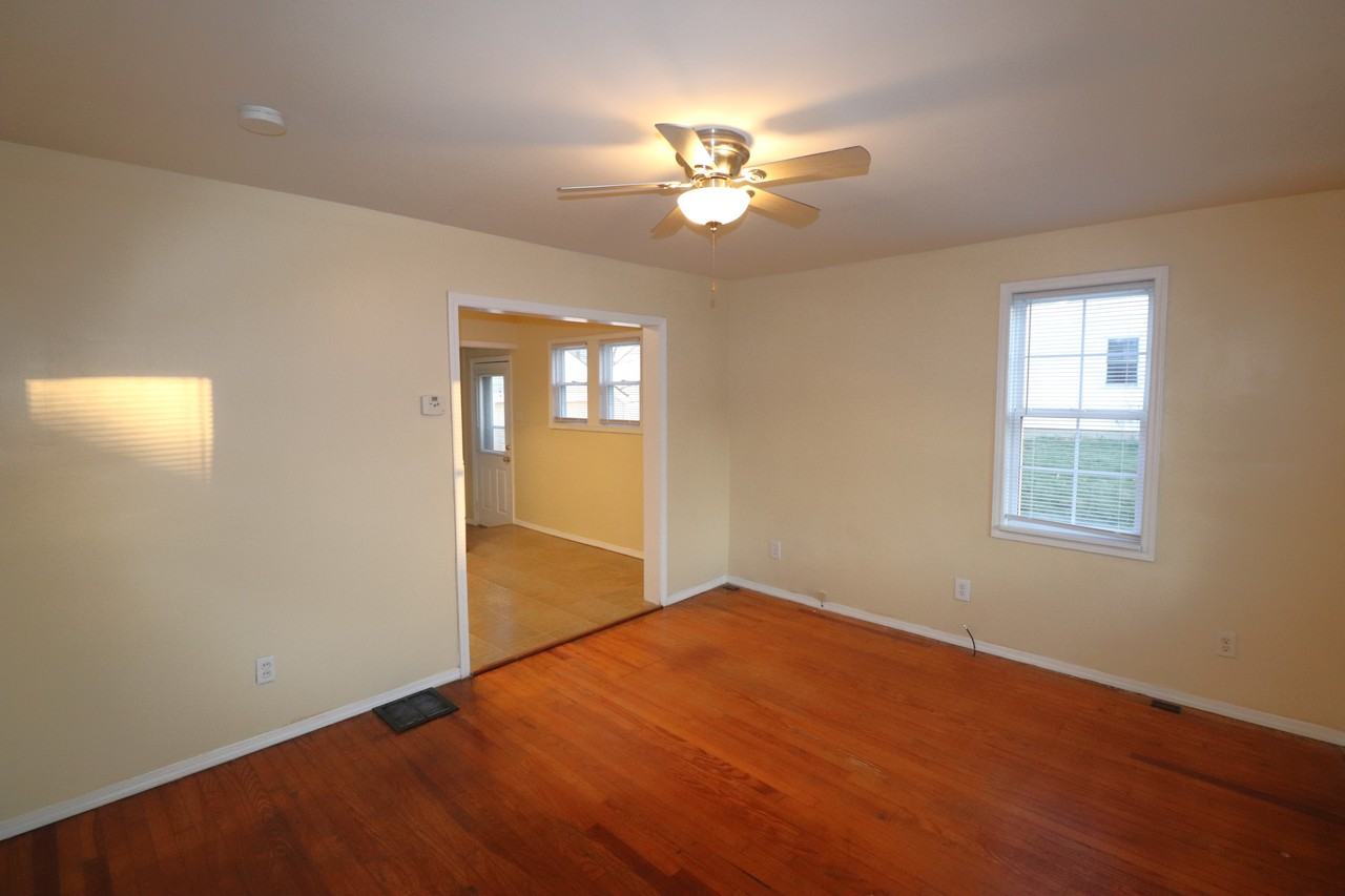 1431 S 5th St - Photo 3 of 20