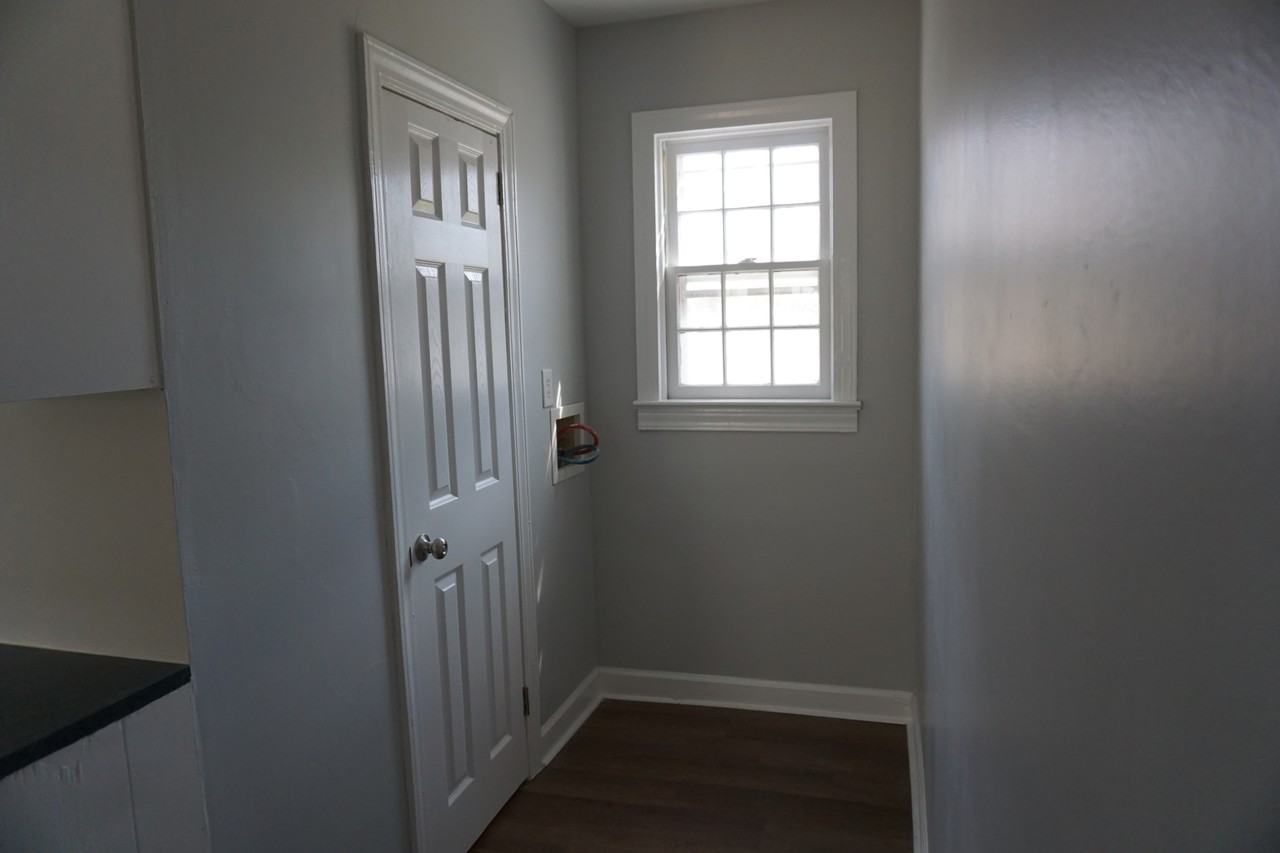 1001 Park Ave #B - Photo 5 of 13