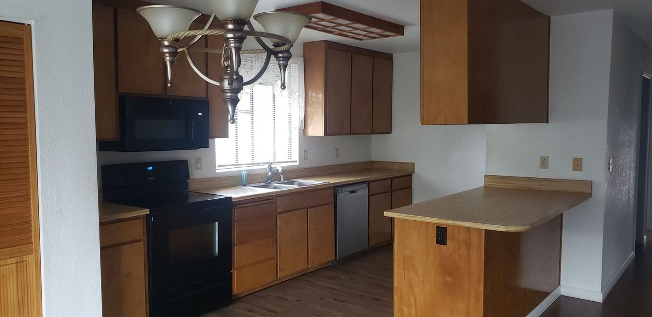 13344 Venus Vlg - Photo 4 of 15