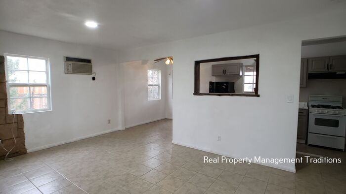 12521 E Avenue V10 - Photo 2 of 15