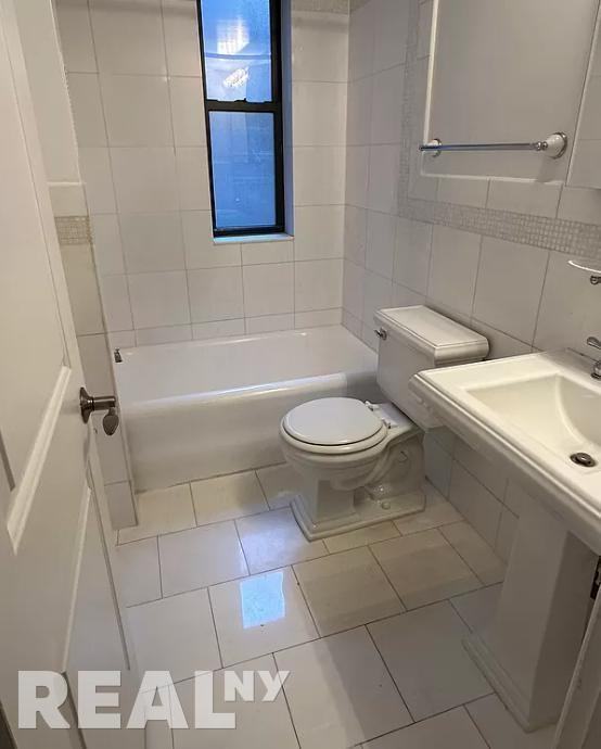 E 80th St #6D - Photo 4 of 8