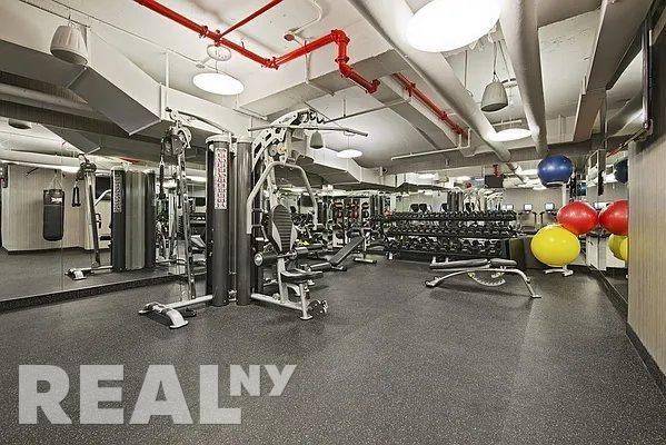 E 39th St #22A - Photo 4 of 4