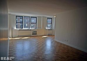 E 79th St #8F - Photo 1 of 1