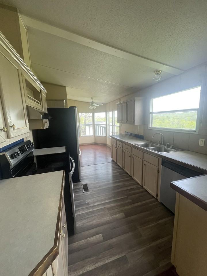 120 Roots Rd #1 - Photo 6 of 14