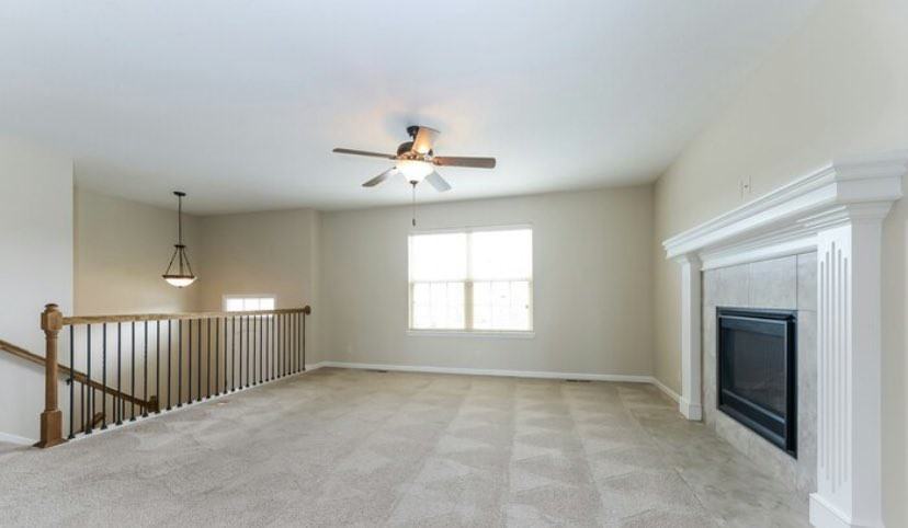 409 Golfview Drive - Photo 2 of 9