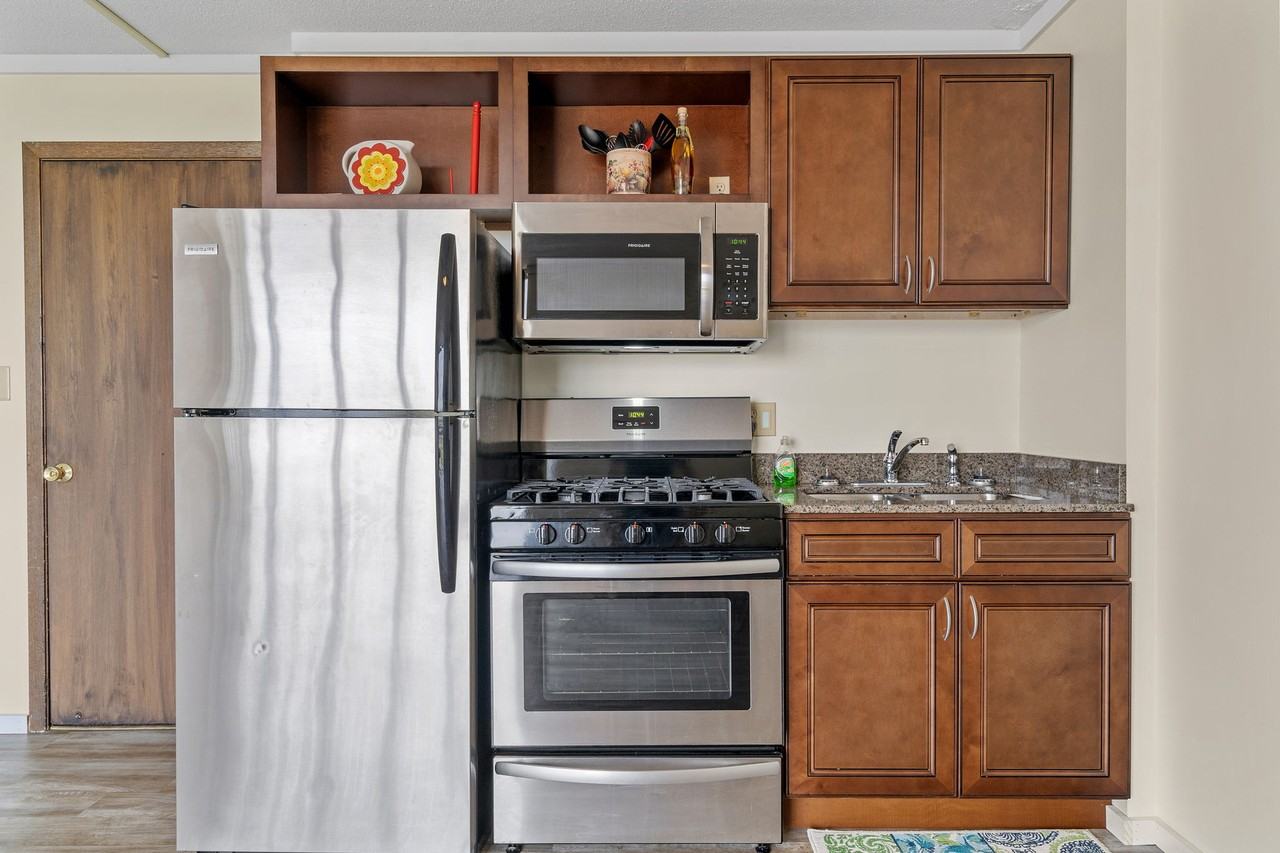 River Bluff Apartments - Photo 4 of 11