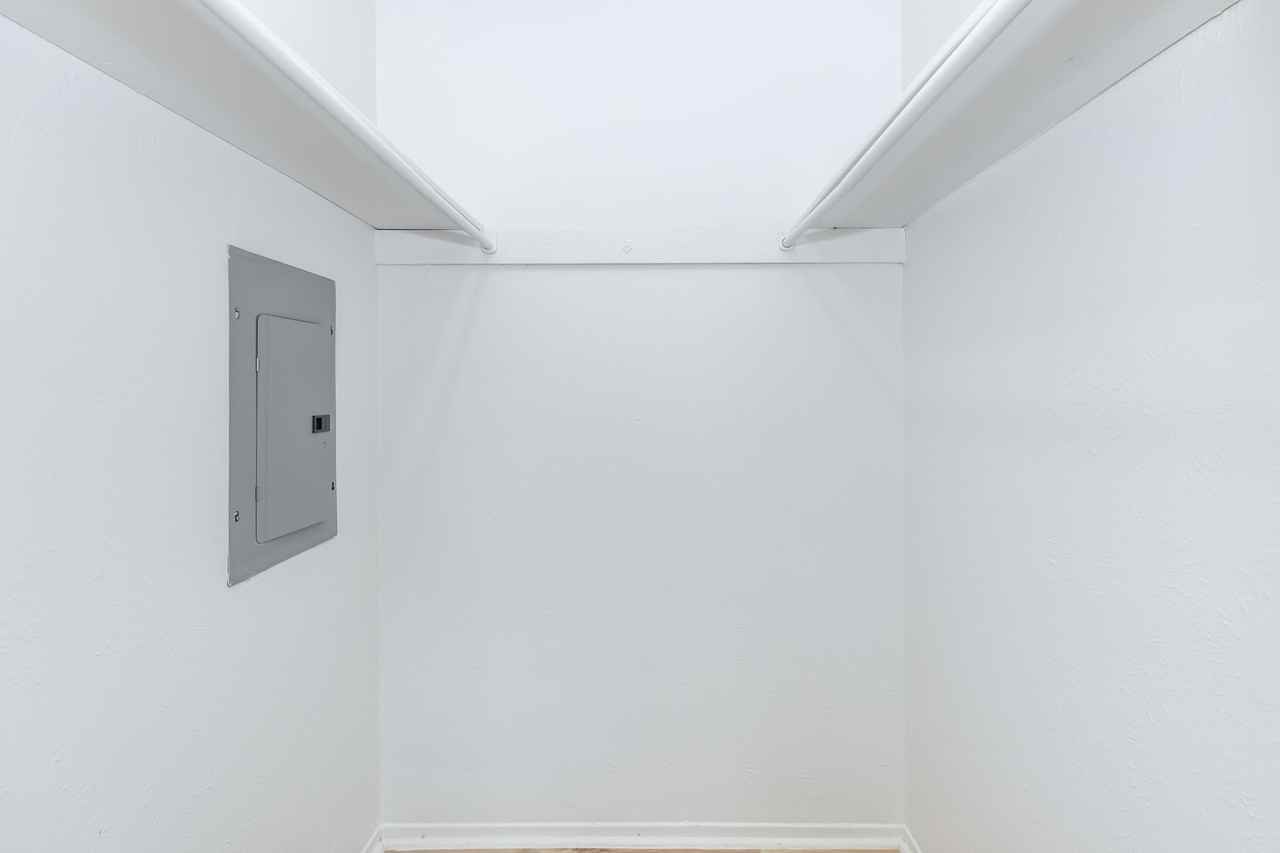 Casa Hills at Dallas West Apartments 4105 S Cockrell Hill Rd, Dallas