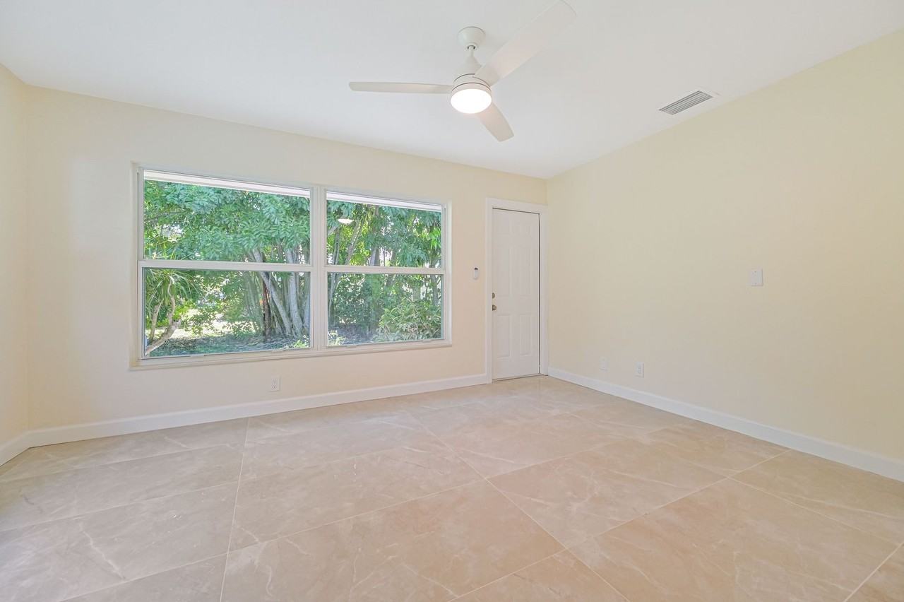 9 Rivard Rd - Photo 7 of 22