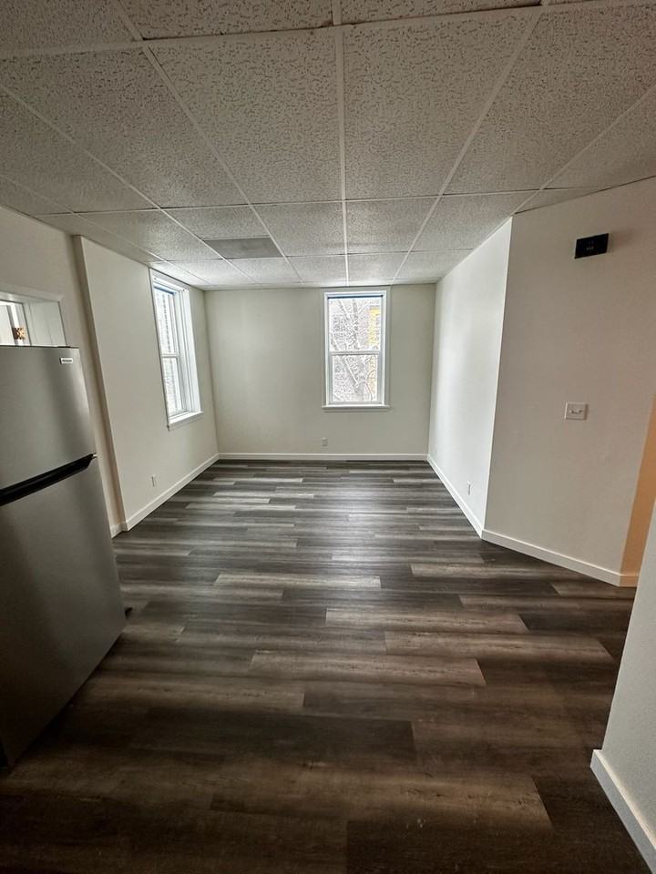 Apartments in the HEart of downtown Bozeman! - Photo 6 of 25