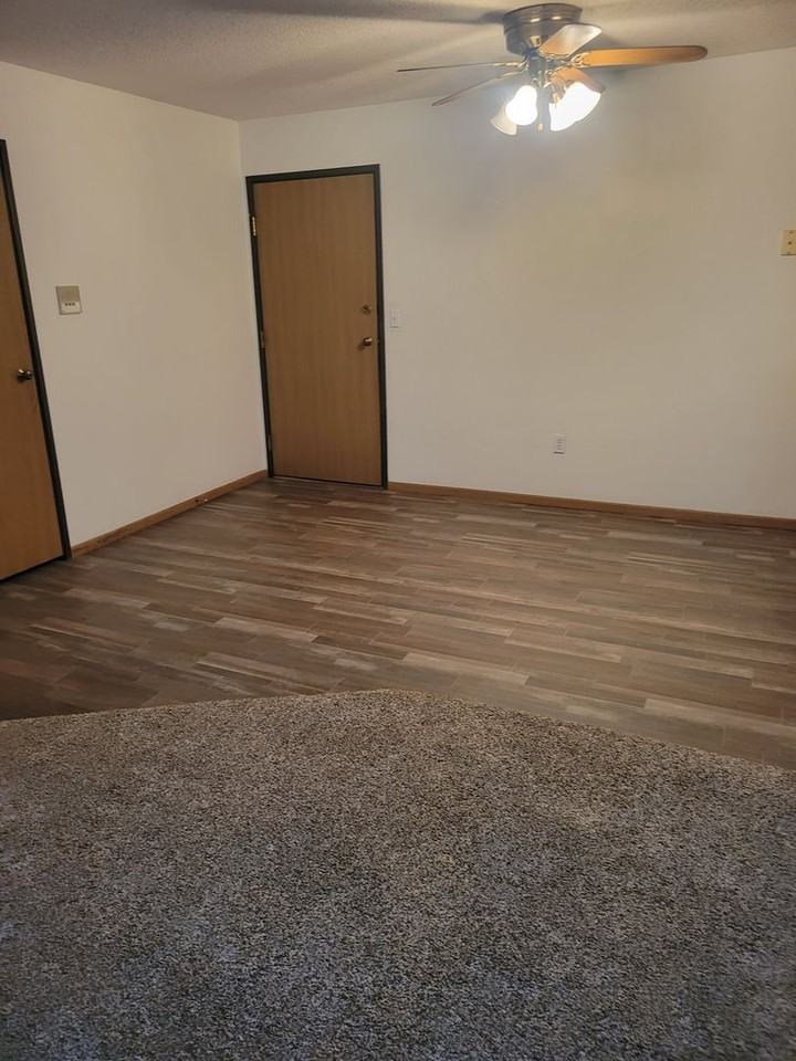 604 8th Ave South; 813, 901, 909 6th St. South - Photo 4 of 10