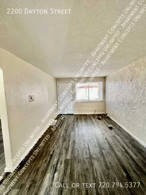 2200 Dayton St - Photo 2 of 7