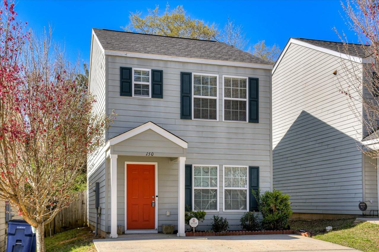 150 Village Run - Photo 3 of 30