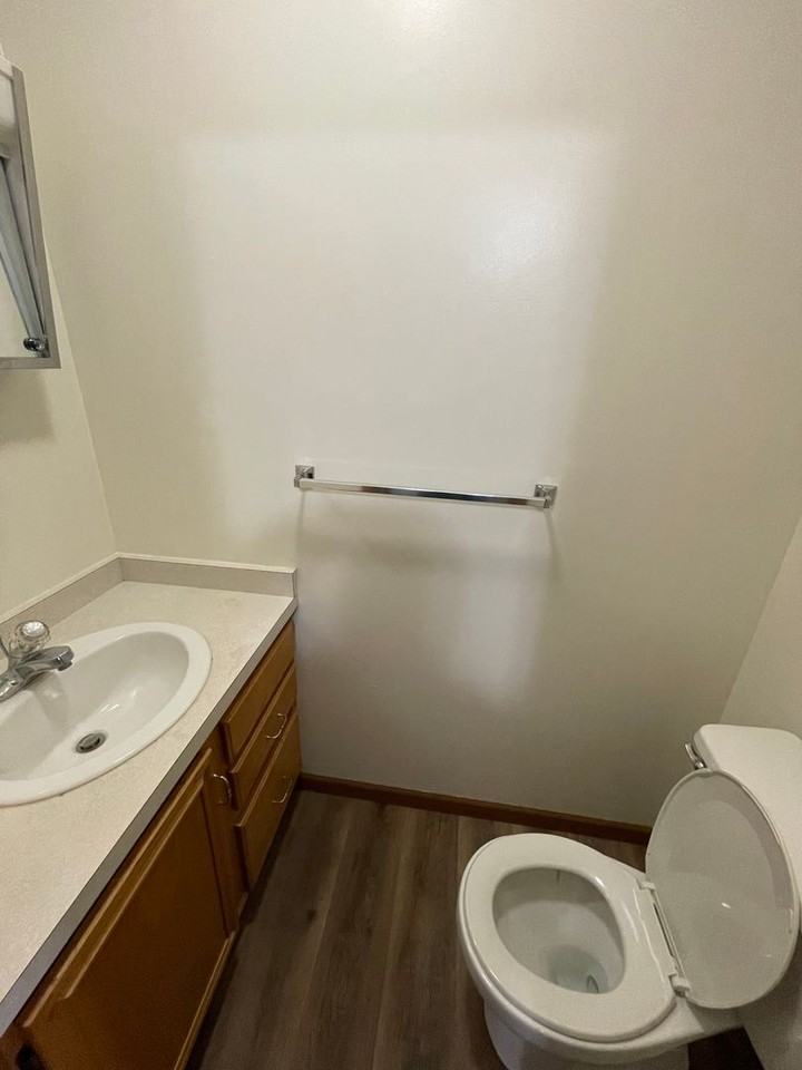 130 Watertower Ct - Photo 7 of 9