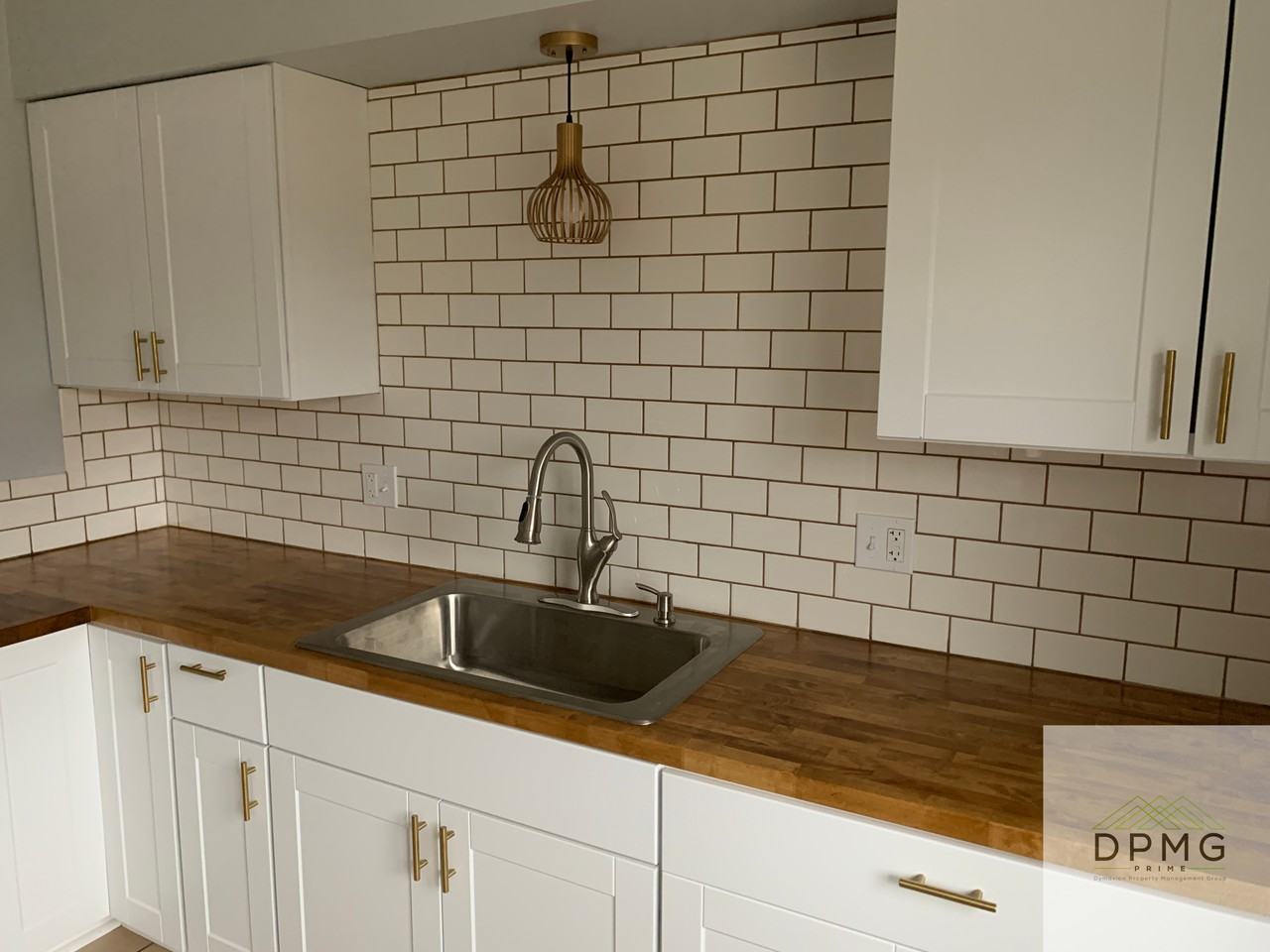 2918 Harwick Drive - Photo 7 of 40