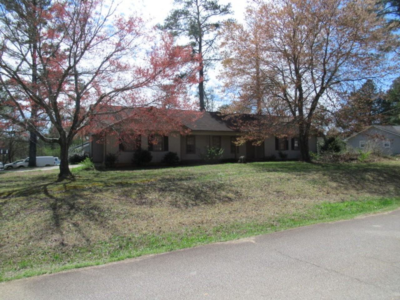 5 Gracewood Cir - Photo 2 of 26