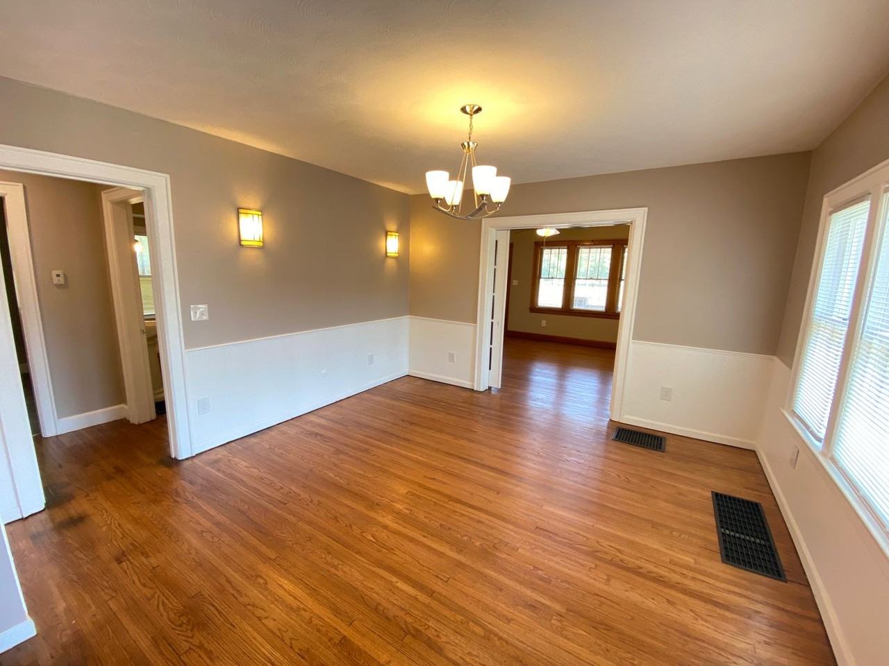 345 Dana Ave - Photo 5 of 17