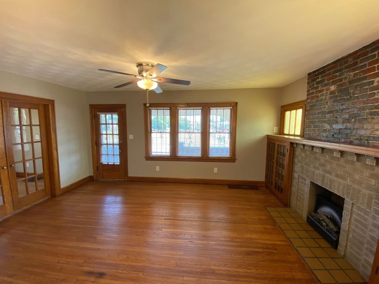 345 Dana Ave - Photo 7 of 17