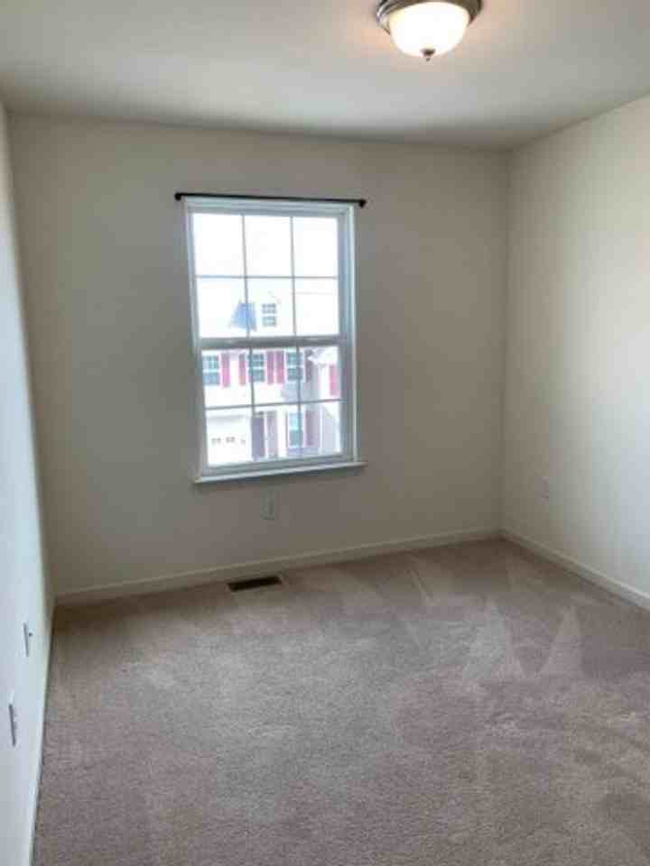 257 Kestrel Ln - Photo 2 of 39