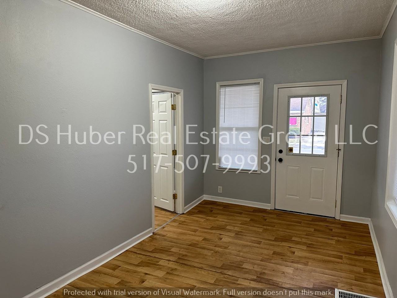 813 N Jenison Ave - Photo 3 of 15