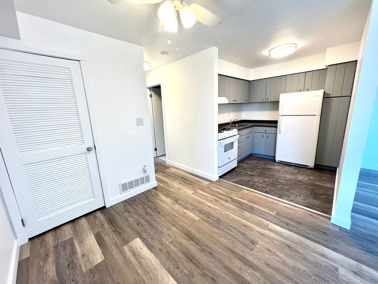 800 College Park Dr - Photo 6 of 23