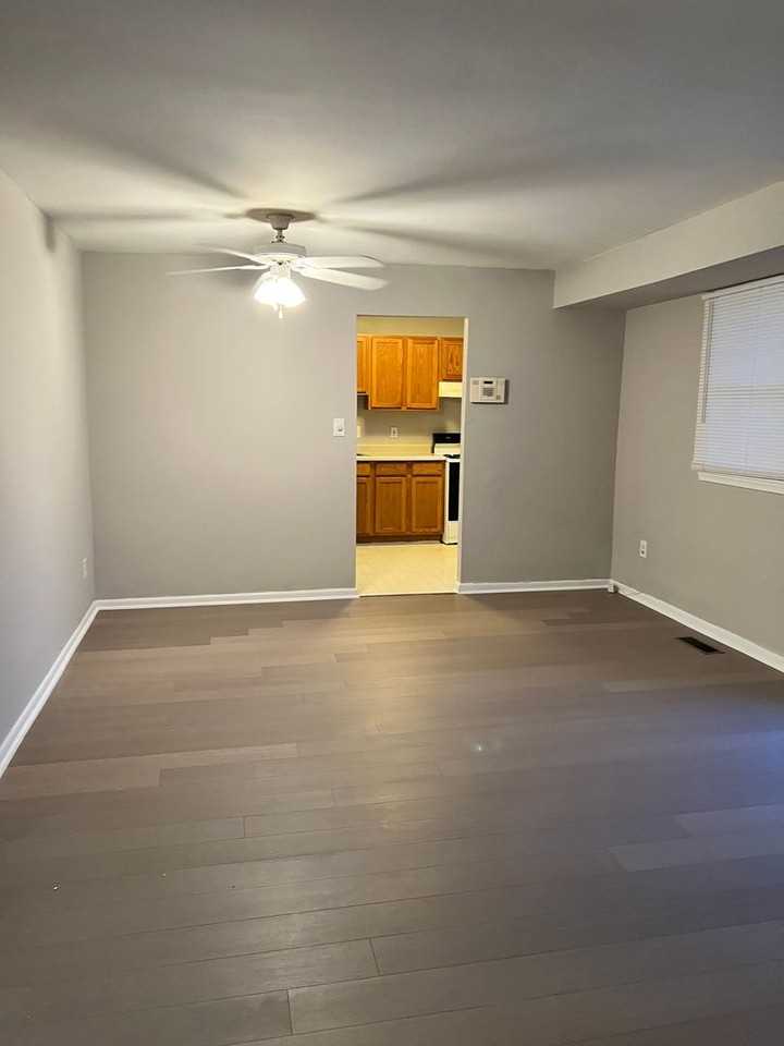 3712 Mayberry Ave - Photo 3 of 12