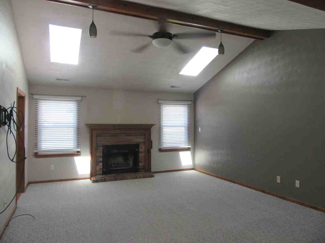 2400 Broadnax Cir - Photo 7 of 25