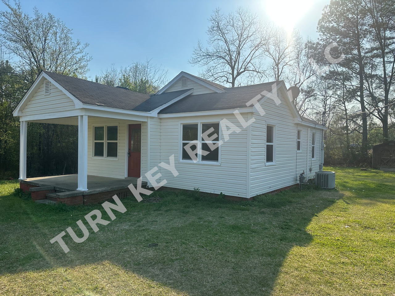 133 Mountain View Rd - Photo 2 of 17