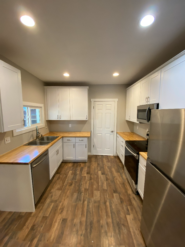 722 Ne Skidmore St - Photo 2 of 7