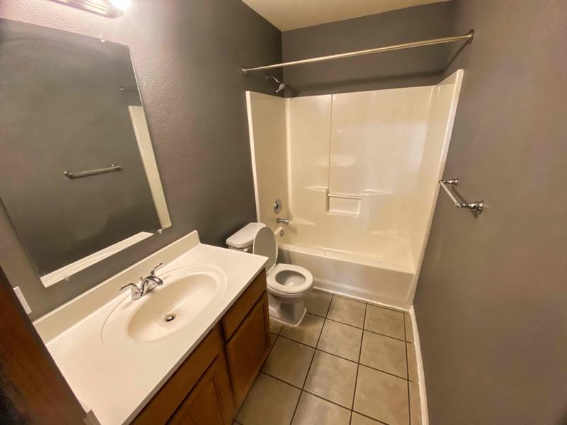 327 South Water Lane - Photo 6 of 11