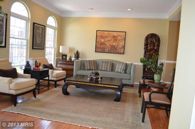 22538 Airmont Woods Ter - Photo 3 of 16