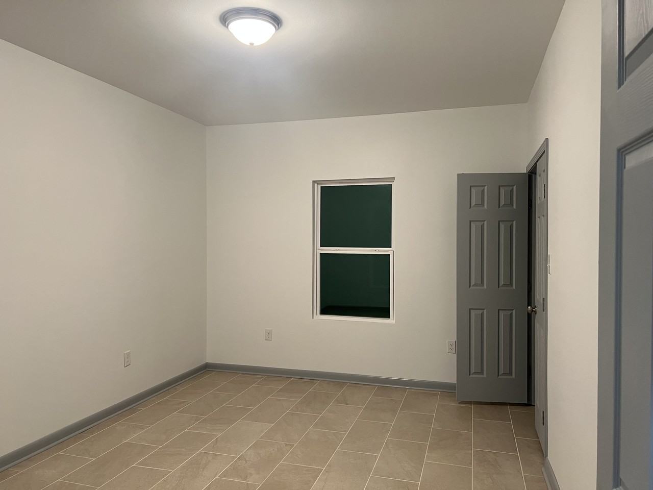 5125 Oak Drive #NA - Photo 5 of 8