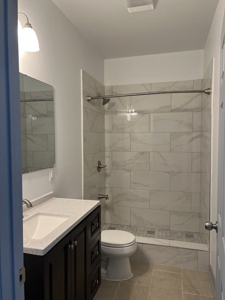 5125 Oak Drive #NA - Photo 6 of 8