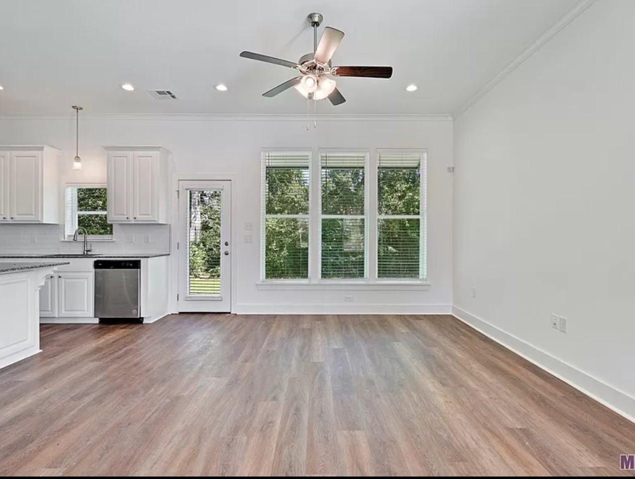 1004 Briar Gate Dr #1004 - Photo 2 of 14