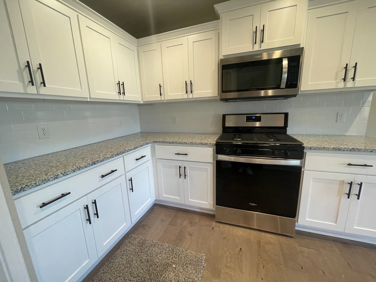 5607 W Pine St #NA - Photo 5 of 18