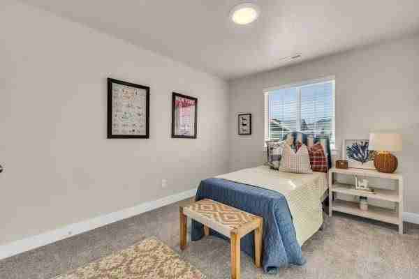 7244 N Silver Spring Way - Photo 3 of 16