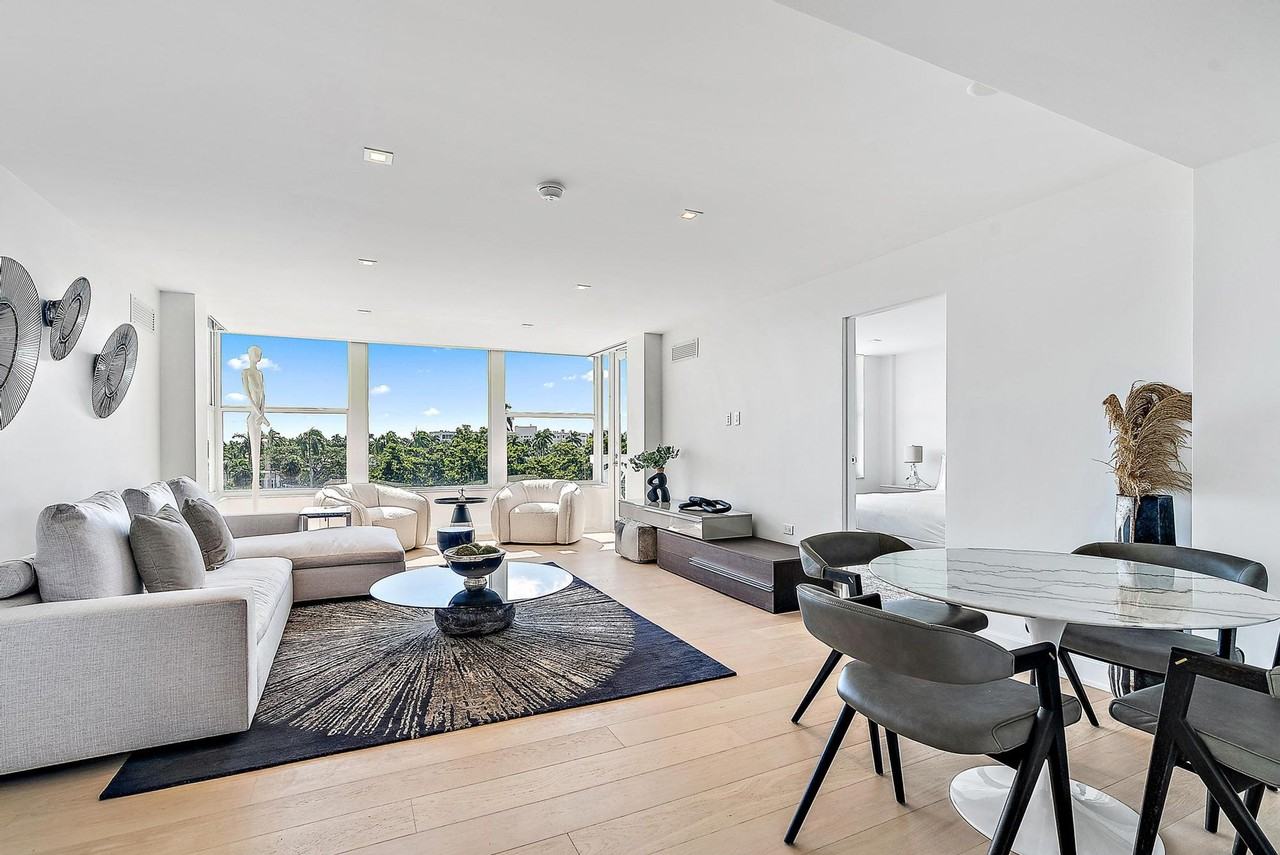 333 Sunset Ave - Photo 2 of 17