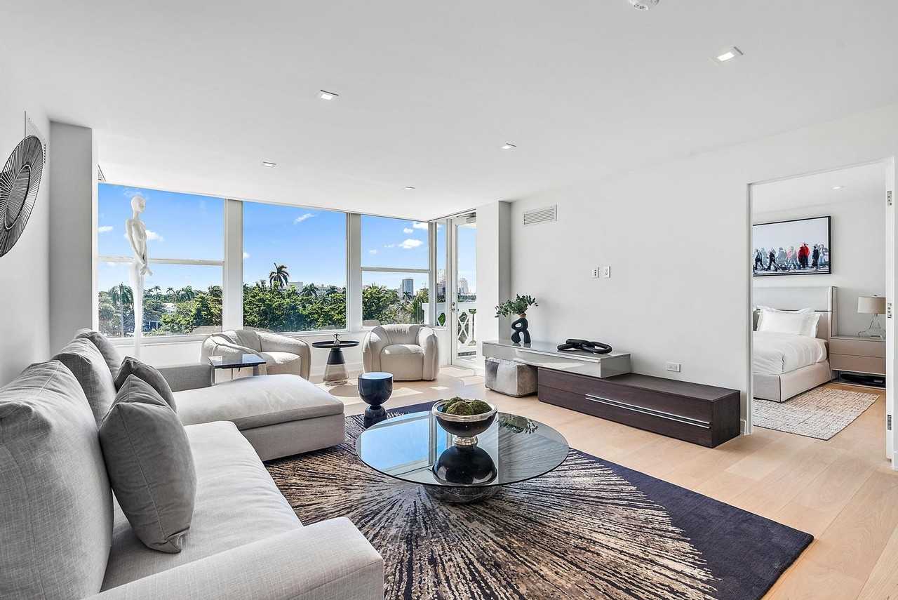 333 Sunset Ave - Photo 3 of 17