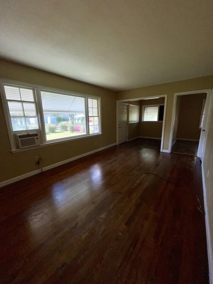 1715 Gillespie Ave #1 - Photo 5 of 20