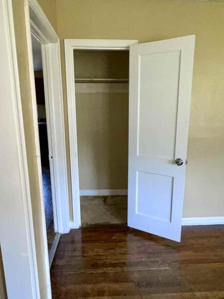 1715 Gillespie Ave #1 - Photo 6 of 20