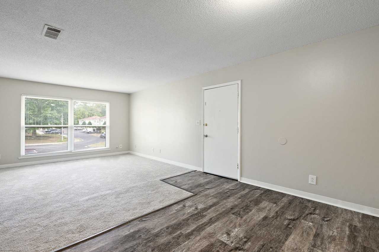 Valley Bend Apartments - Photo 4 of 35