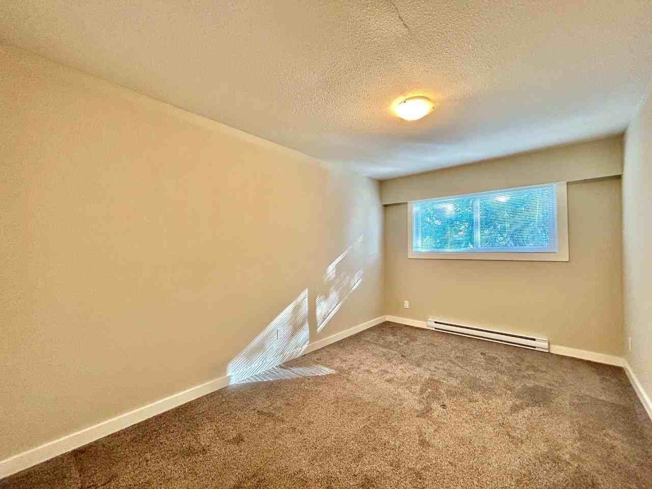 670 Crucil Road - Photo 4 of 12