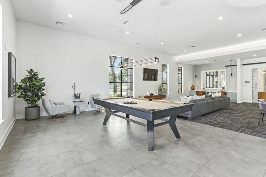 Lantower Luxury Living 2 of 4