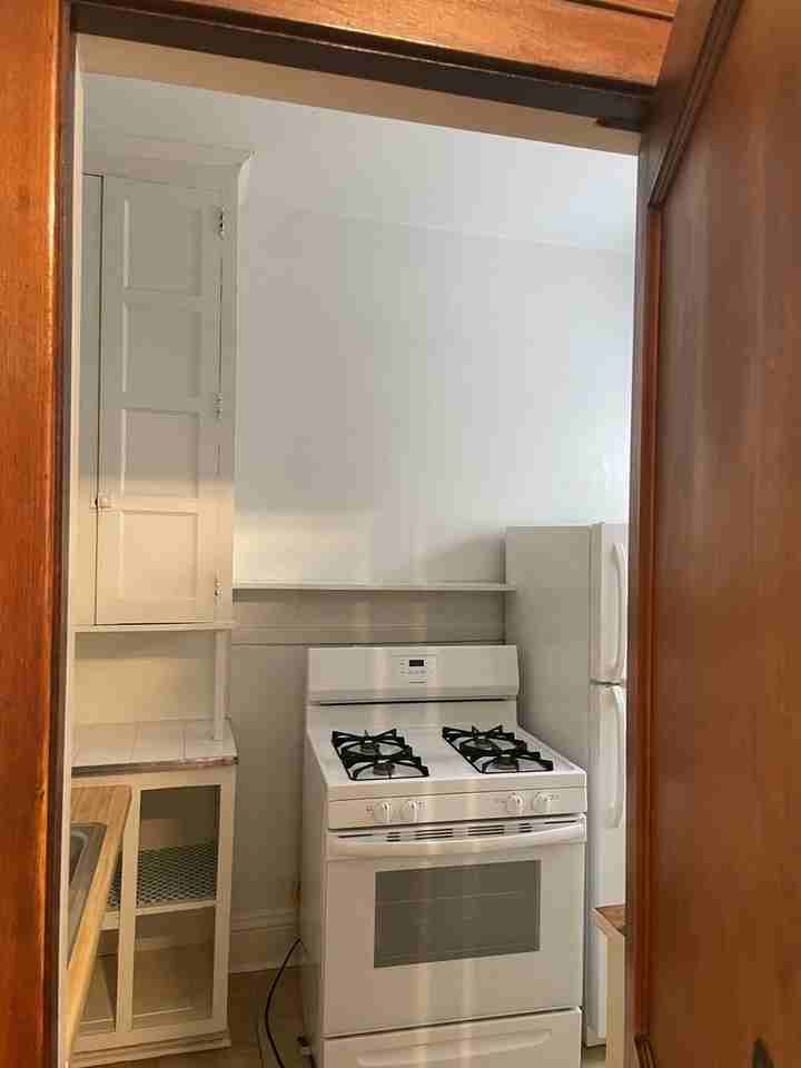 1786-1788 Hennepin Ave. S - Photo 5 of 17