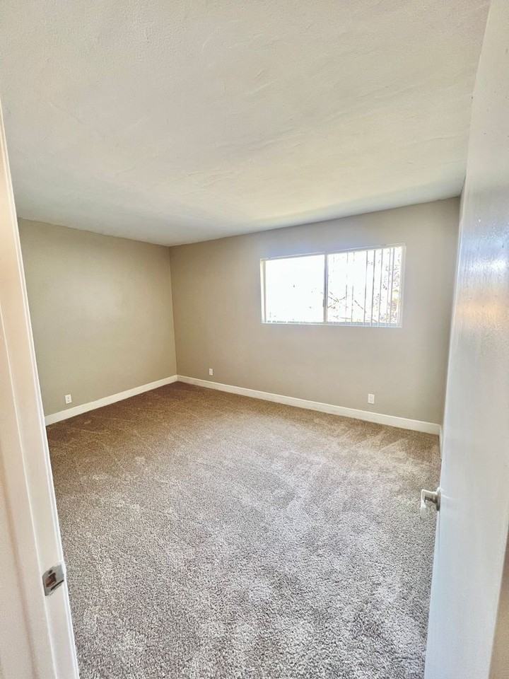 Sage View Apts - Photo 6 of 26