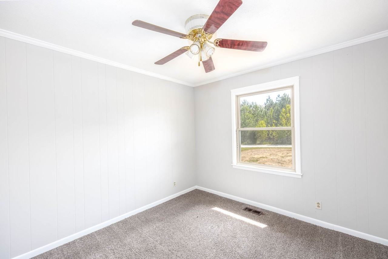 101 Lee Road 386 - Photo 6 of 15