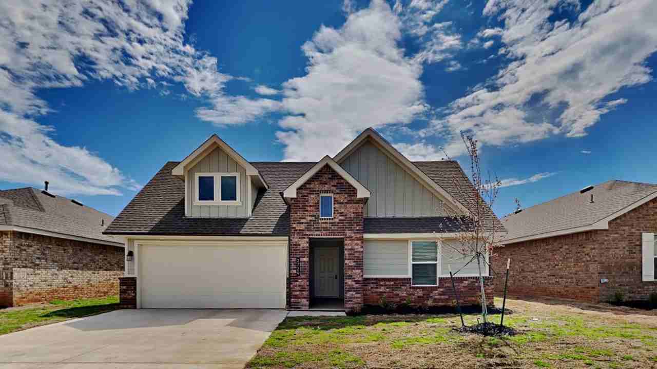 2724 Dennis Dr - Photo 2 of 22