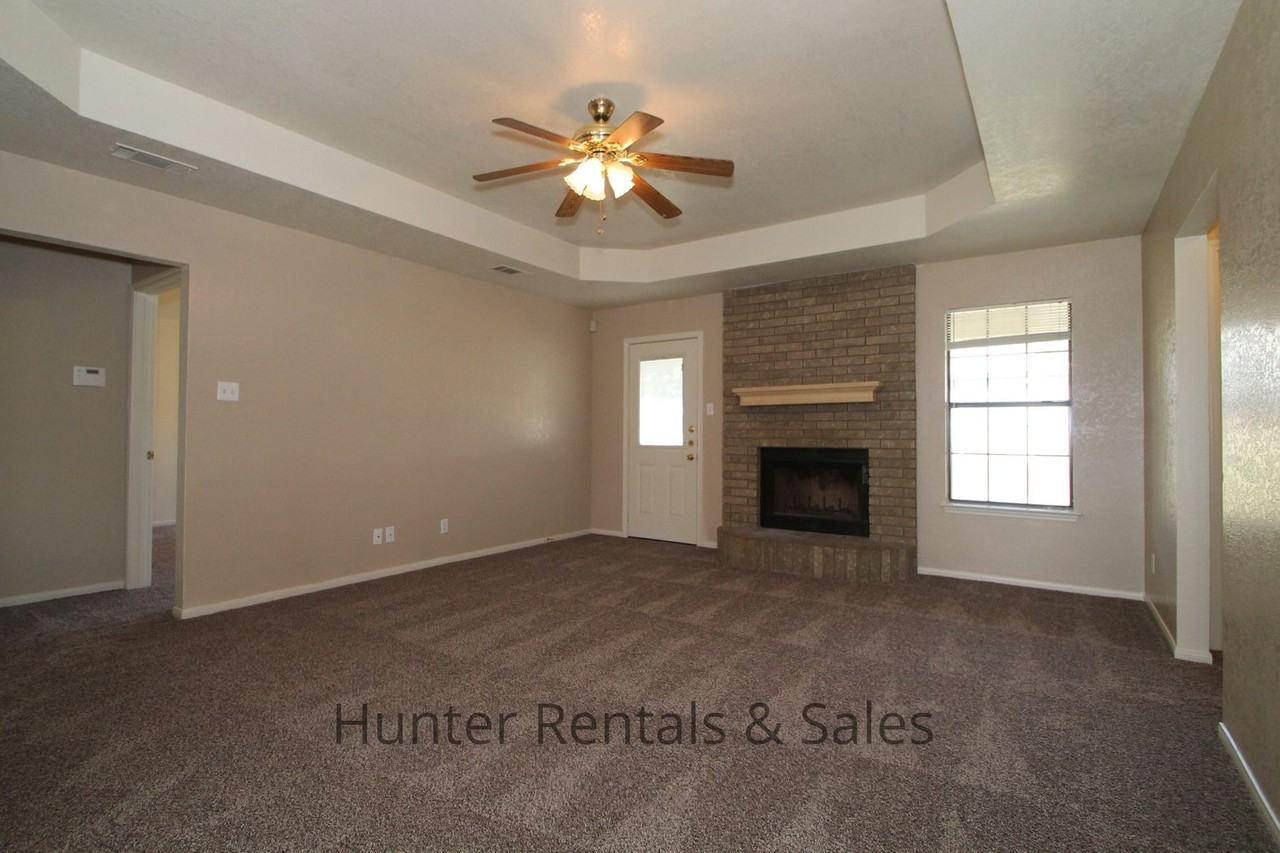 4705 Fawn Dr - Photo 6 of 27